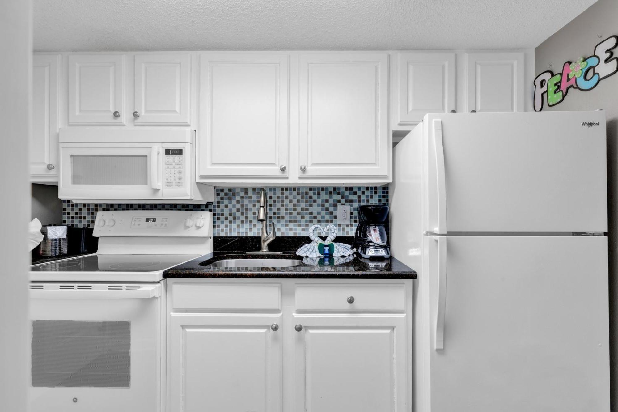 Ocean-Front Condos At Patricia Grand Myrtle Beach Exterior foto